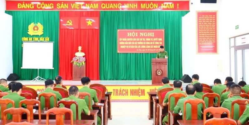ĐẠI BIỂU